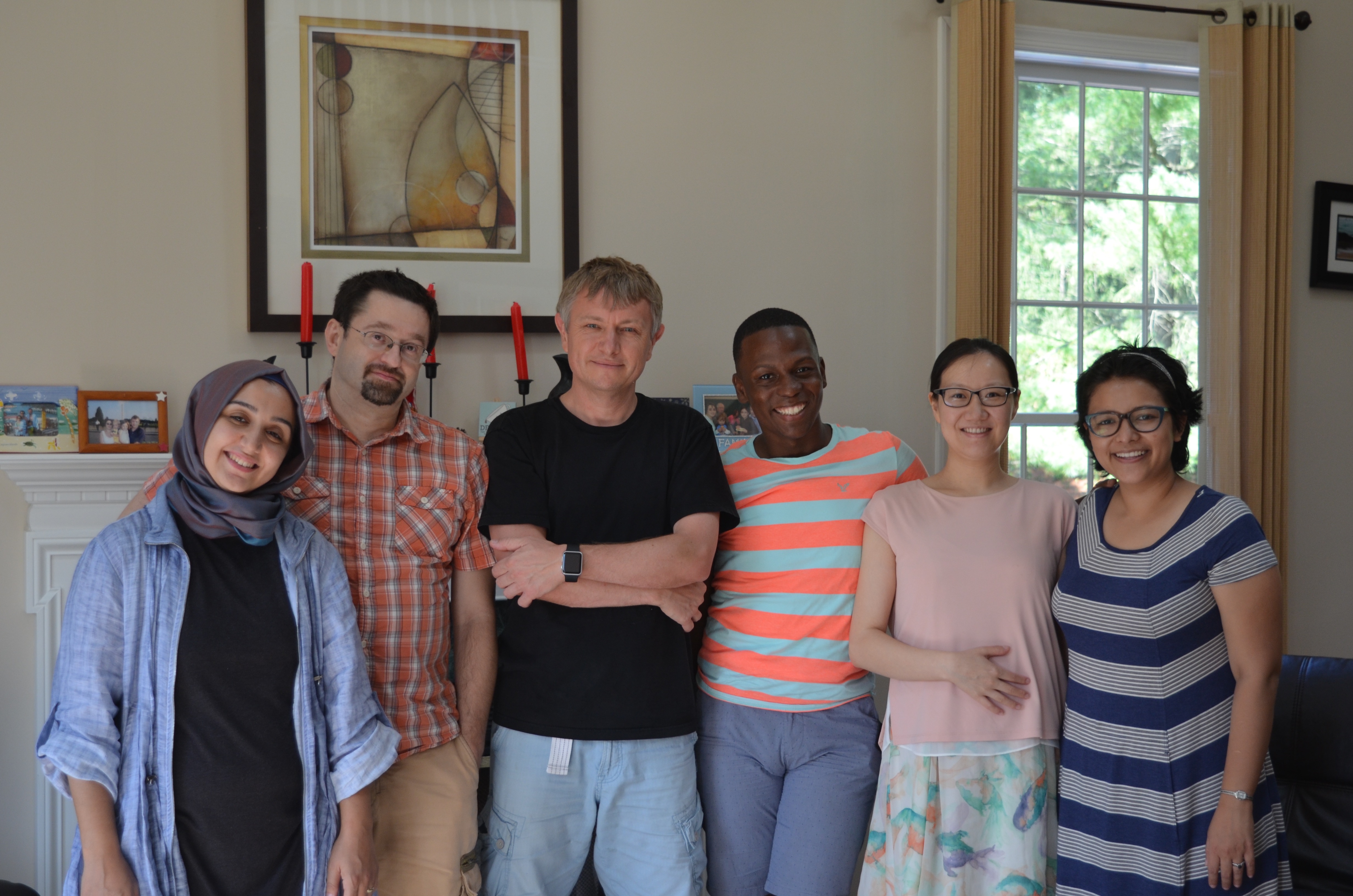 2016-Lab Party 2016 - 1 (2).jpg